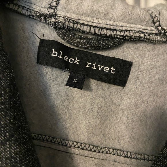 Black rivet peacoat - Picture 2 of 3